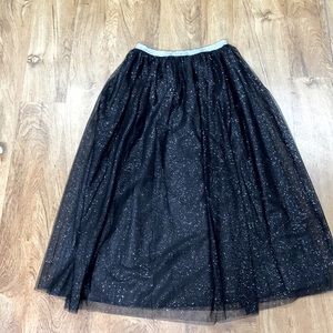 EUC Maxi skirt - fully lined w/black tulle silver glitter overlay girls XL
